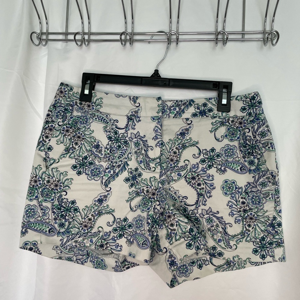 Floral Patterned Women's Shorts​​​​​​